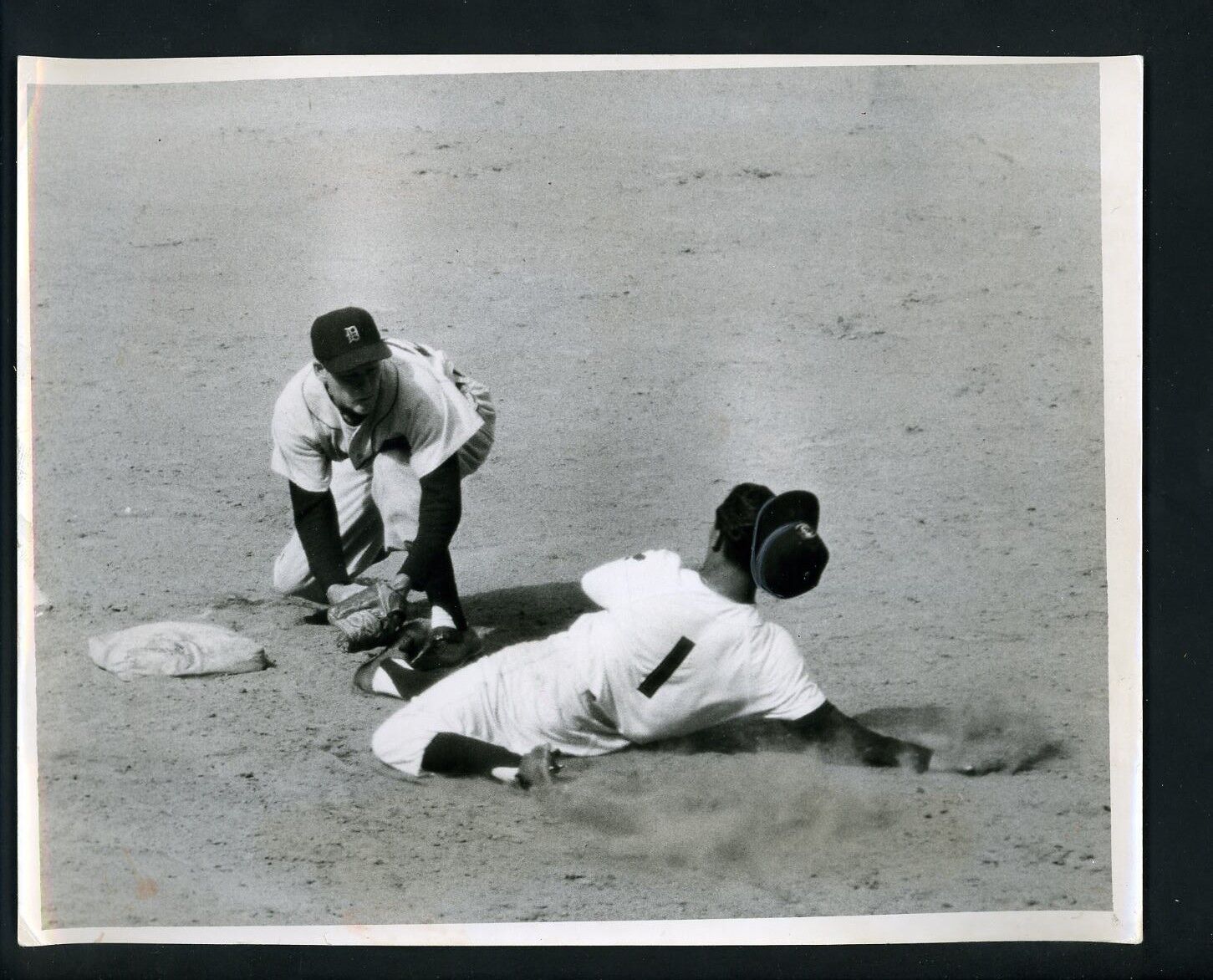 Harry Malmberg & Bobby Avila 1955 Press Photo Poster painting Detroit Tigers Cleveland Indians