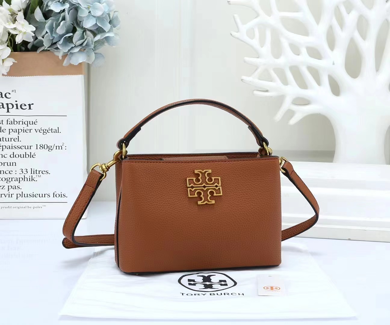 🔥New arrivals with huge discounts 2024💥 new Tory Burch small LOGO shoulder bag👜
