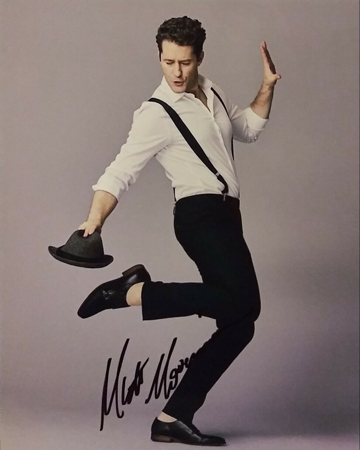 Matthew Morrison signed 8x10