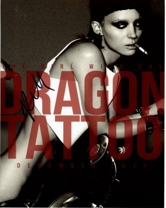 ROONEY MARA signed autographed THE GIRL WITH THE DRAGON TATTOO Photo Poster painting