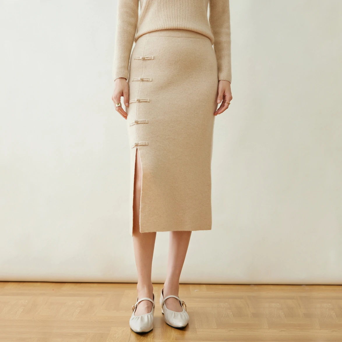 Knot Button Design Women's Cashmere Skirt REAL SILK LIFE