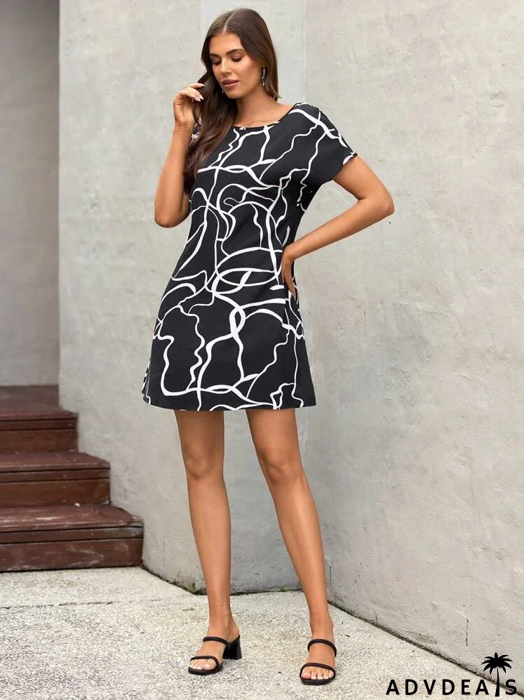 Graphic Print Batwing Sleeve Dress