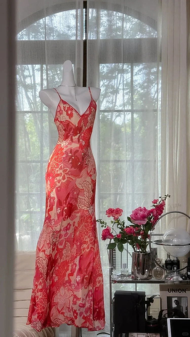 Red Beaded Romantic Elegant Long Chiffon Ball Gown Evening Gown Party Gown Date Gown