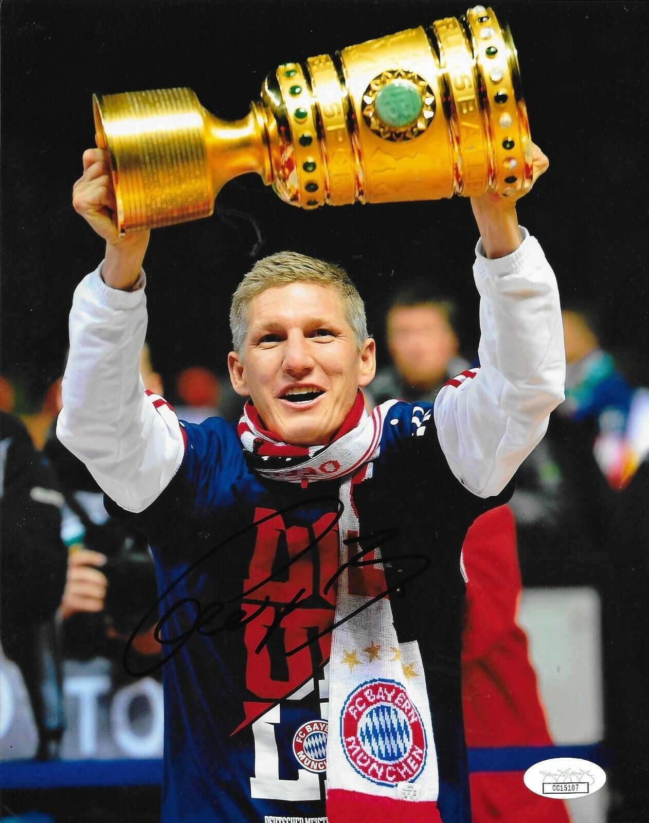 Bastian Schweinsteiger Germany signed Bayern Munich 8x10 Photo Poster painting Chicago MLS 6 JSA