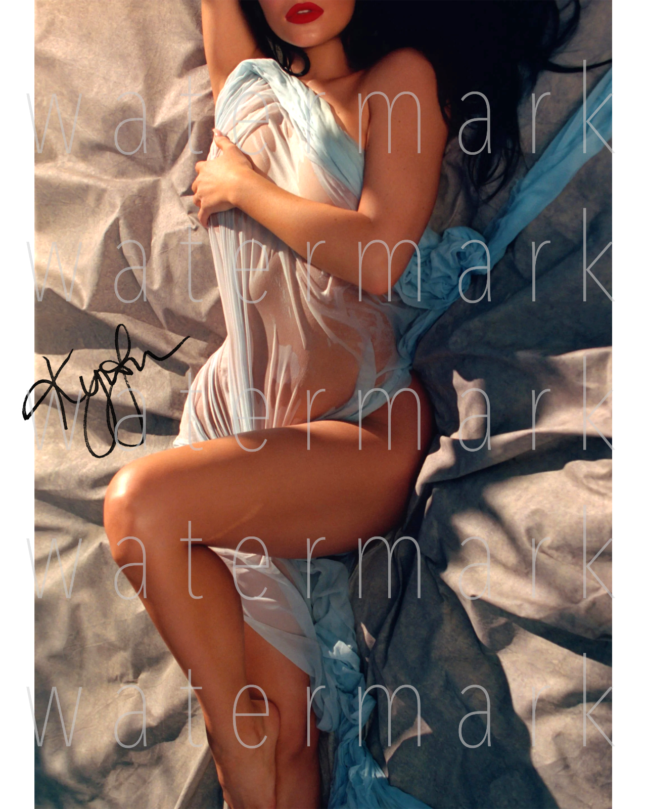 Kylie Jenner signed sexy hot nude 8x10 Photo Poster painting picture poster autograph RP