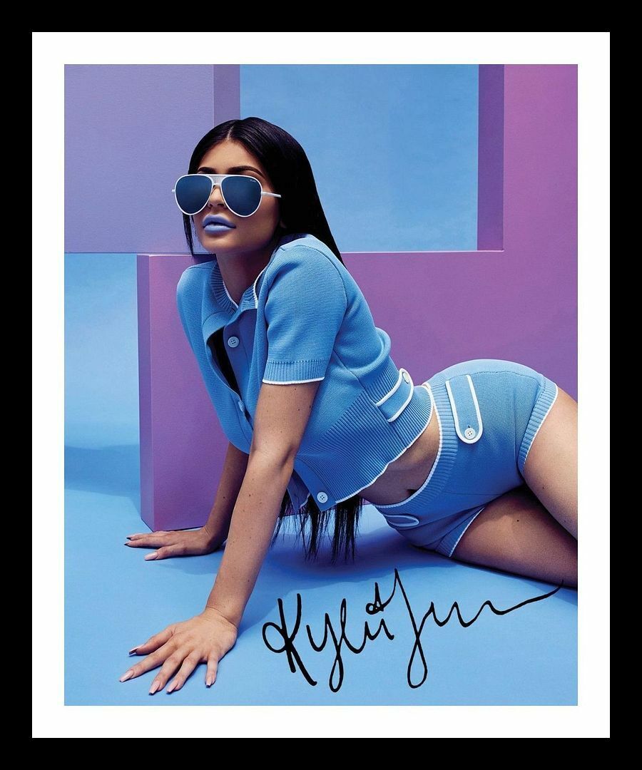 Kylie Jenner Autograph Signed & Framed Photo Poster painting