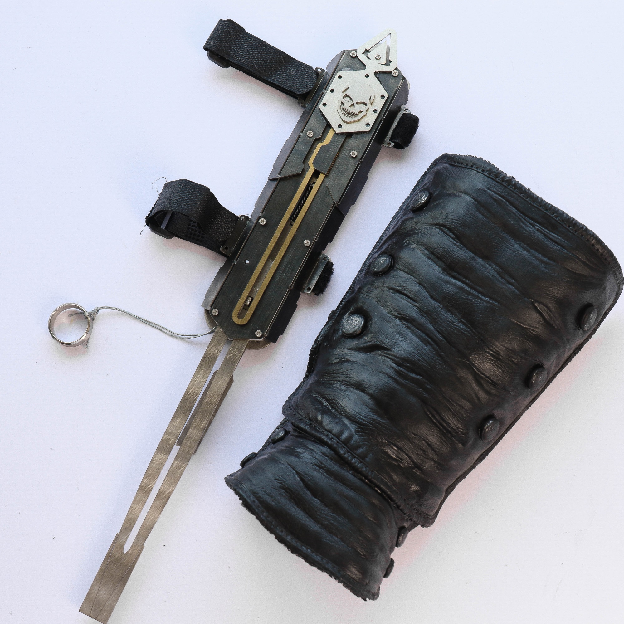 Myhiddenblade Metal  Assassin's hidden blade （ Black Flag ） - MyHiddenBlade