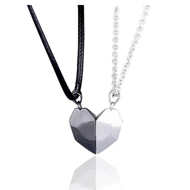  Magnetic Heart Necklace