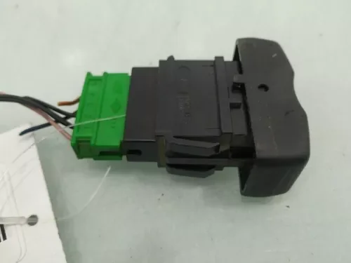 Dronehint 213517 button for DACIA LOGAN 1.4 (LSOA LSOC LSOE LSOG) 2004 471799 Parts