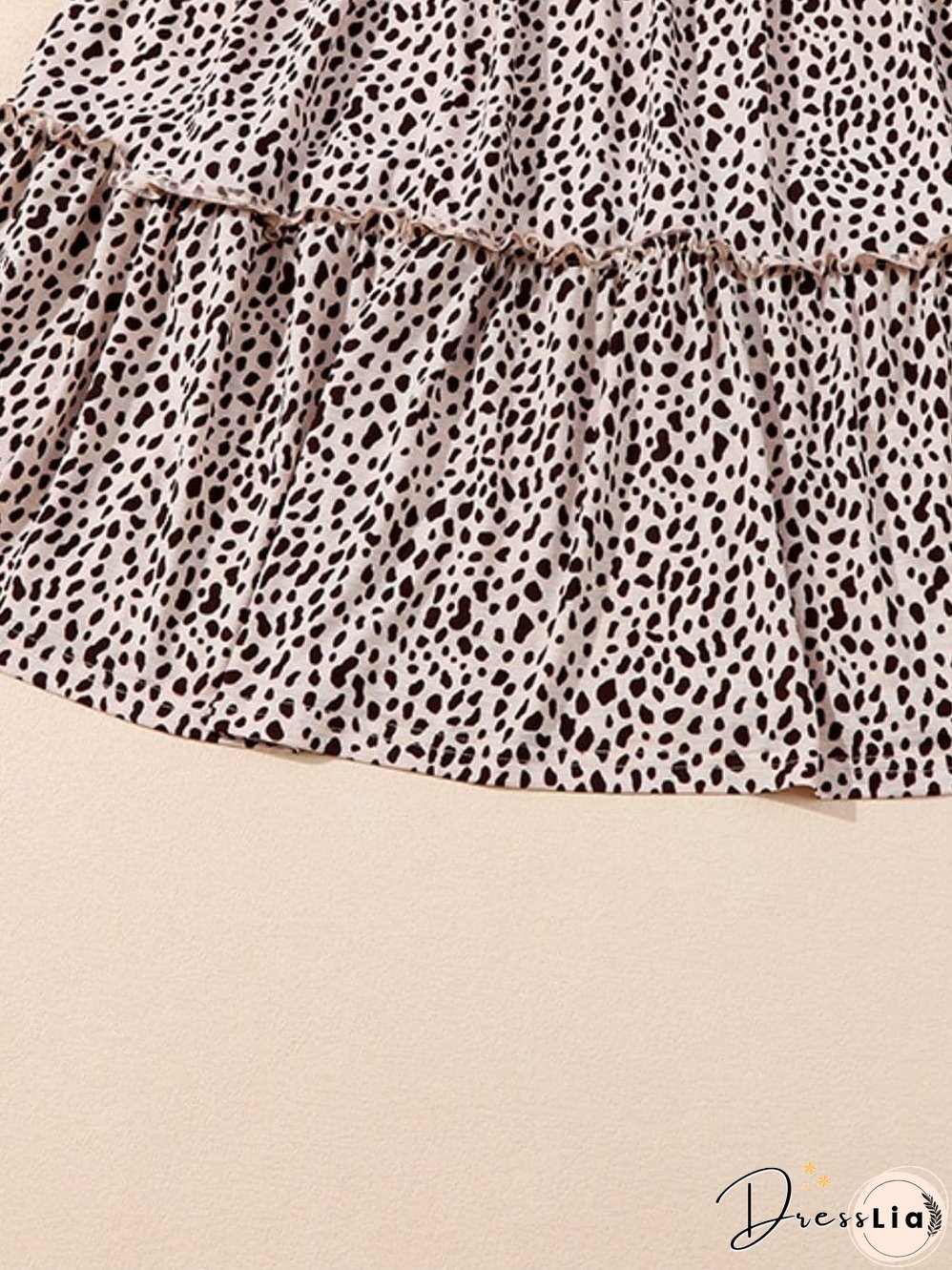 Feminine Floral Dress with V-Neck