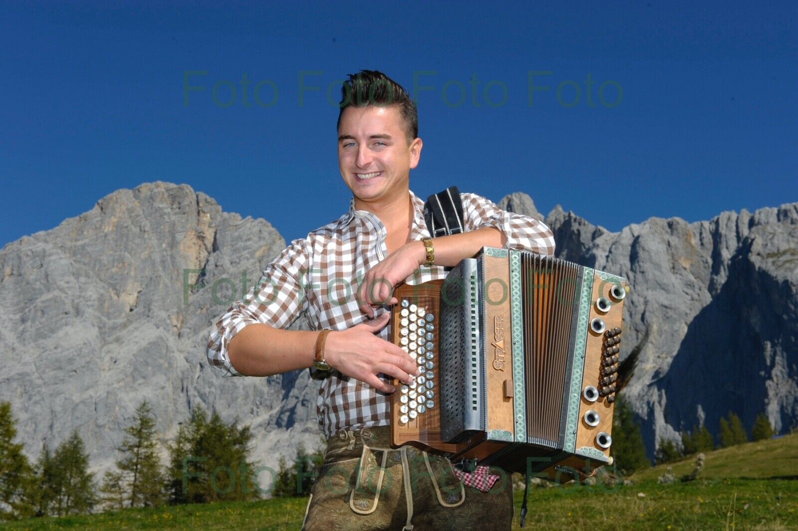 Andreas Gabalier Volks Musik Foto 20 x 30 cm ohne Autogramm (Be-43