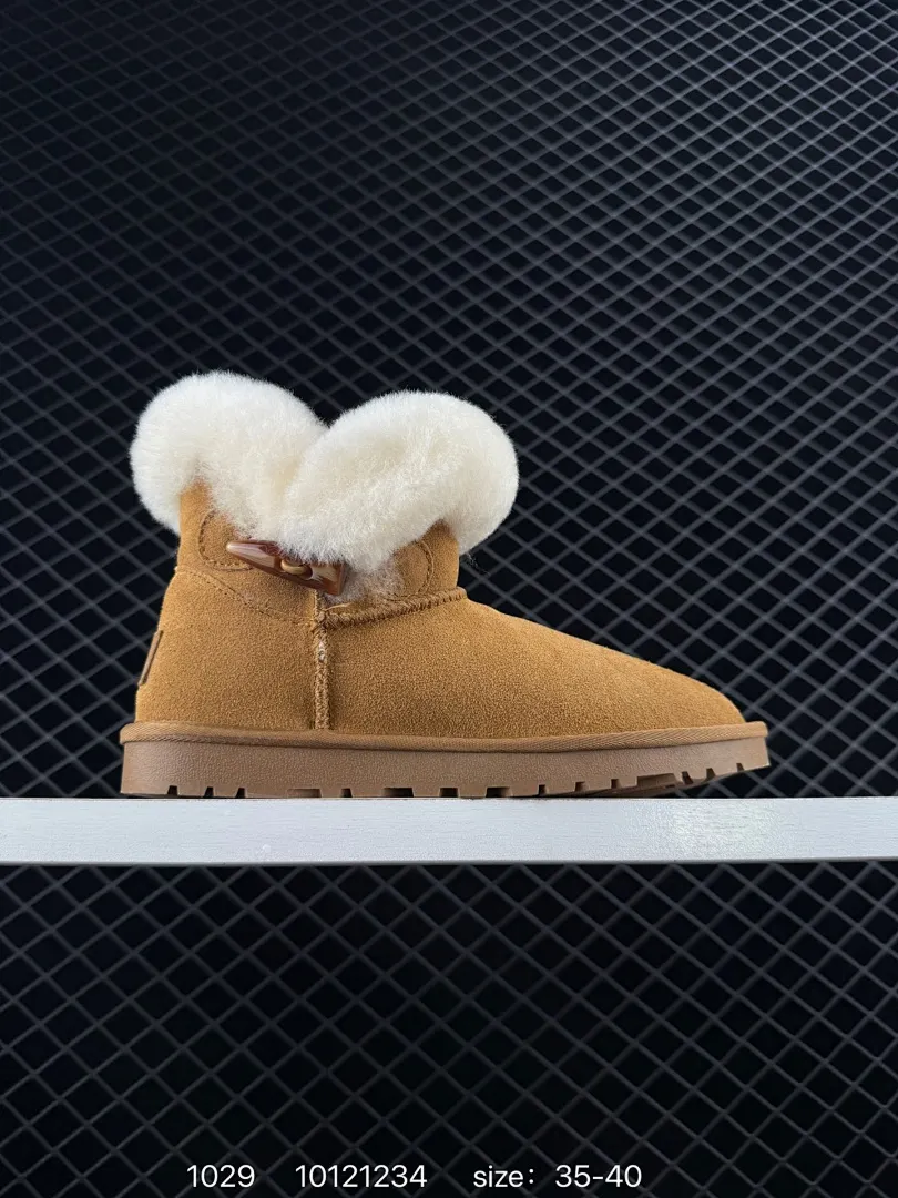 Top quality Winter and autumn sheepskin one-piece snow boots