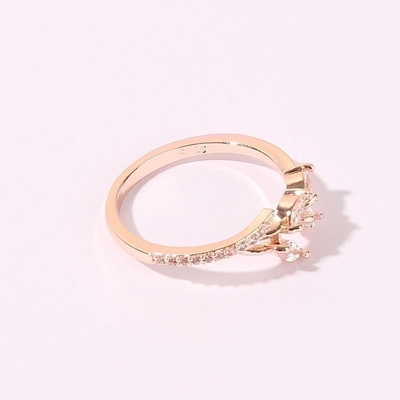 Elegant Shiny Leaves Copper Transparent Inlay Rose Gold Plated Zircon Rings