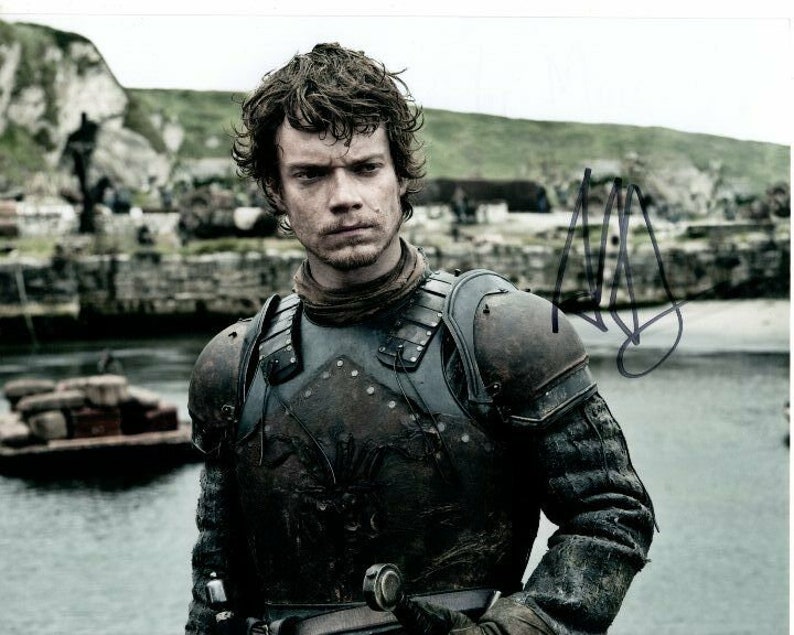 Alfie allen signed autographed 8x10 game of thrones theon greyjoy 8x10 Photo Poster painting