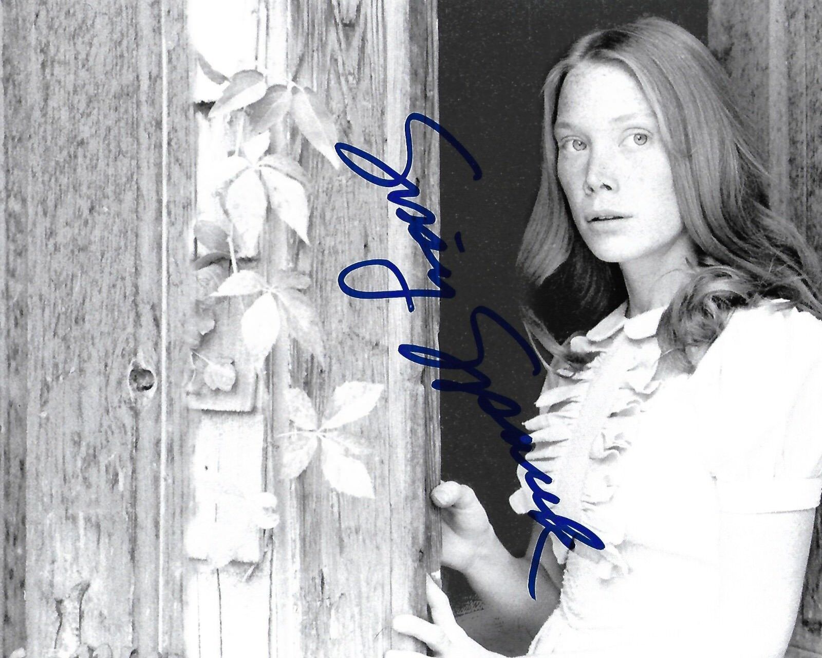 Sissy Spacek actress REAL hand SIGNED 8x10 Photo Poster painting #2 w/ COA Autographed Carrie