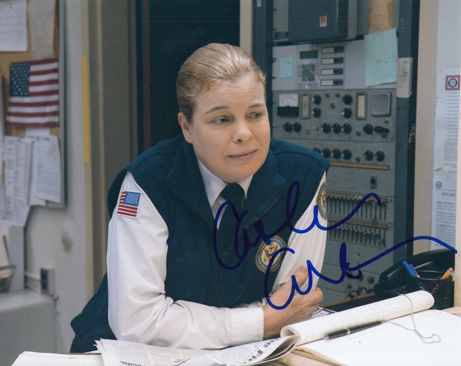 CATHERINE CURTIN signed (ORANGE IS THE NEW BLACK) *Wanda* 8X10 Photo Poster painting W/COA #3