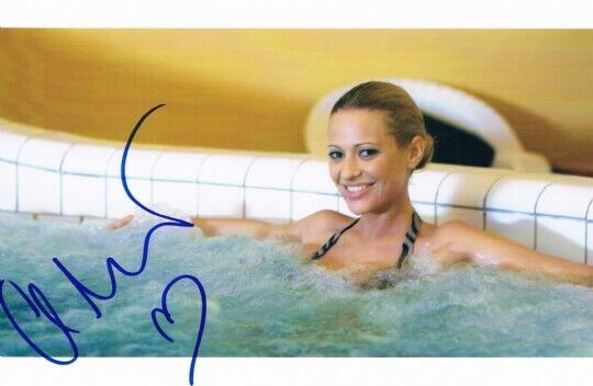 Christa Rigozzi genuine autograph 5x7