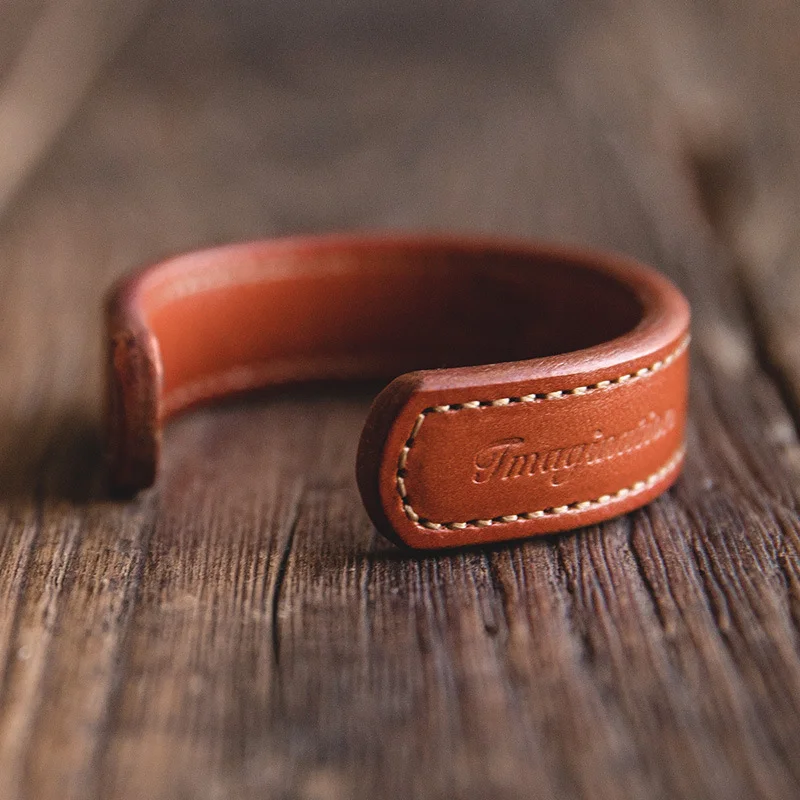Vintage Leather Simple Opening Bracelet