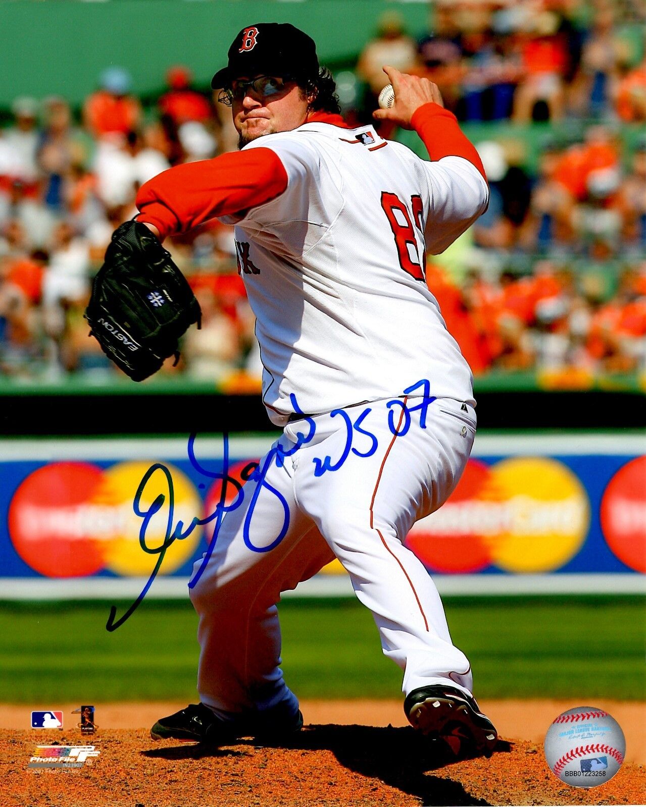 Signed 8x10 ERIC GAGNE Boston Red Sox Autographed Photo Poster painting - COA