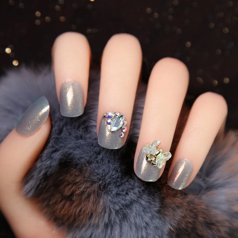 24pcs Nude Color press on nails short Paillette Gold Foil Woman Wearable Fake Nails with Glue Girls Daily Decoration Fingernail-Nail Inspo