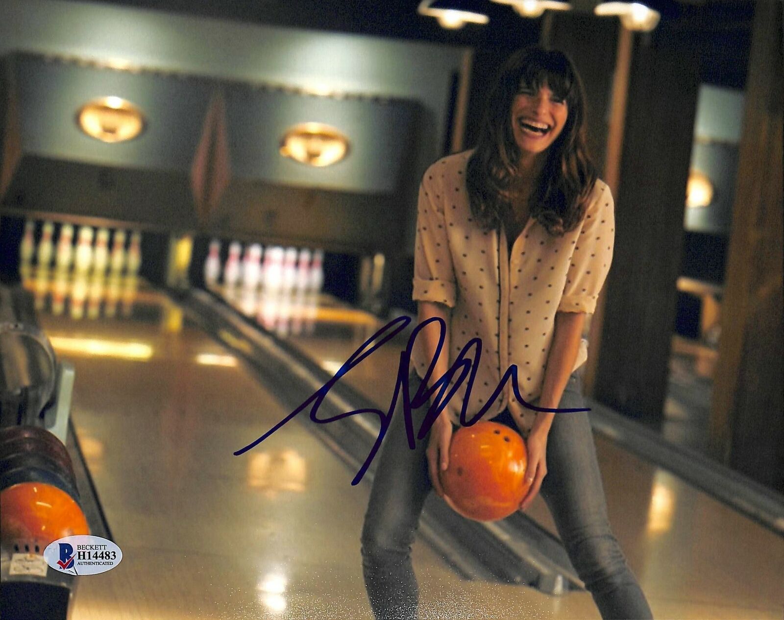 Lake Bell Man Up Authentic Signed 8x10 Photo Poster painting Autographed BAS #H14483