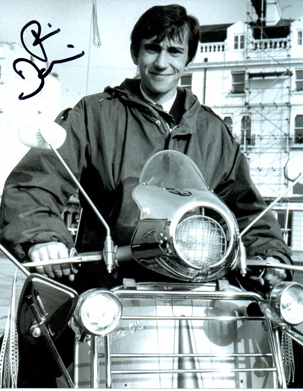 Phil Daniels signed 10 x 8