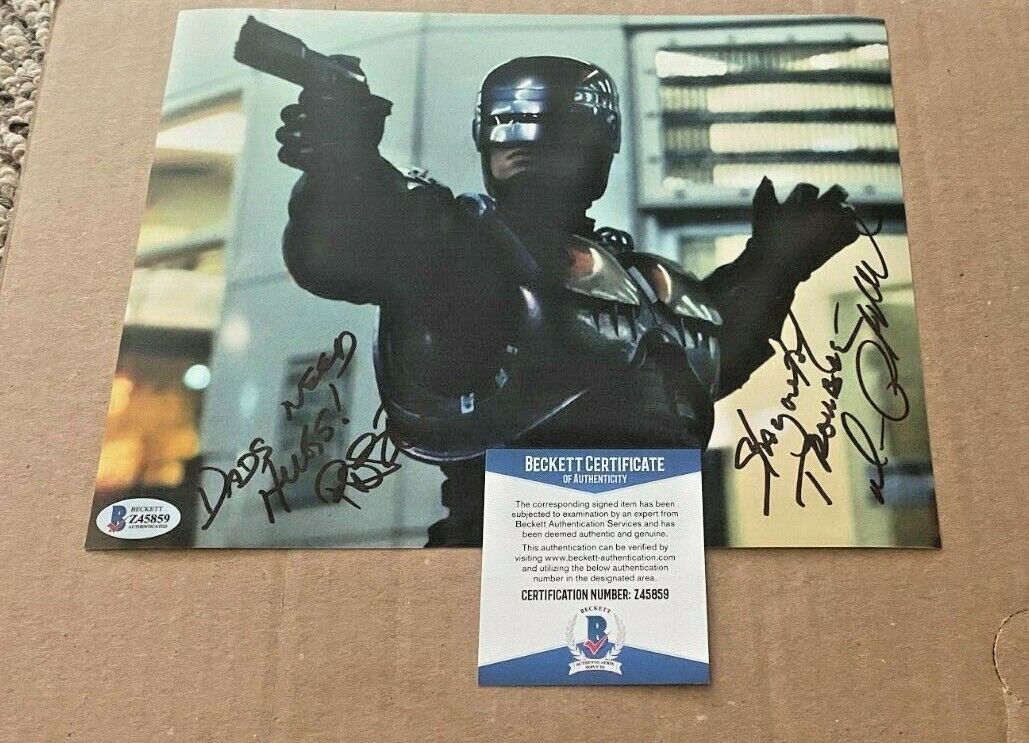 PETER WELLER SIGNED ROBO COP 8X10 Photo Poster painting BECKETT CERTIFIED #2