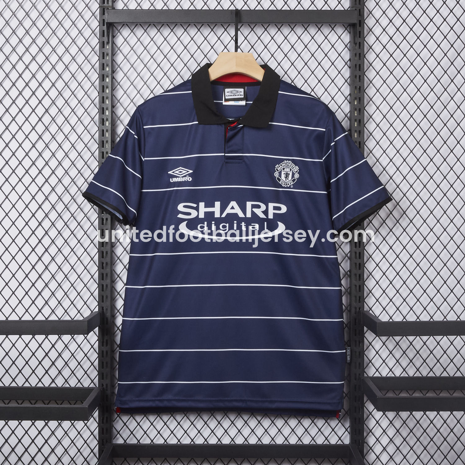 Manchester United Retro 1999-00 Third Jersey