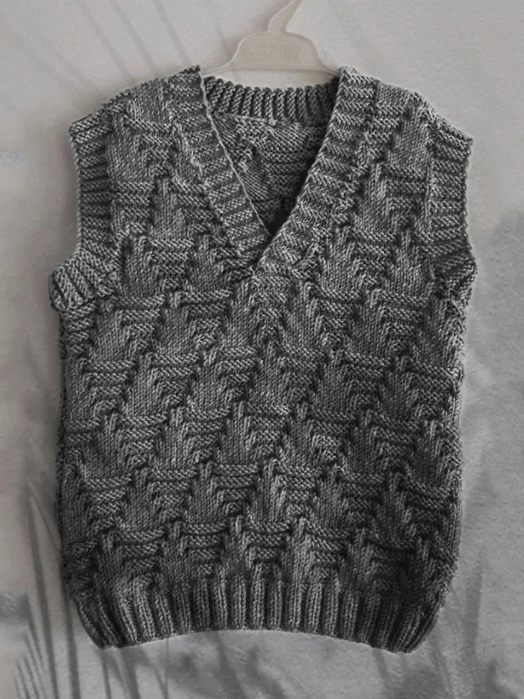 Men's Vintage Trees Jacquard Cozy Knit V Neck Vest