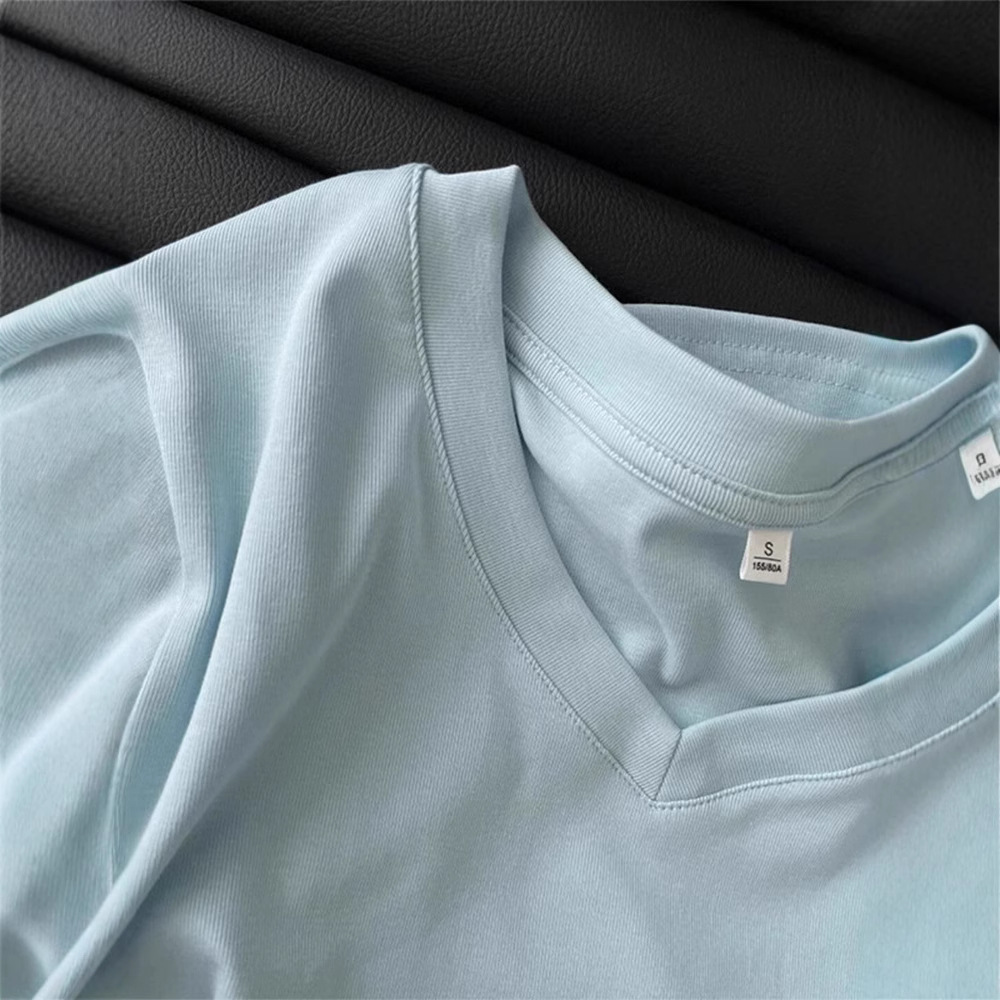 Women's V Neck Ruched Side T-Shirt