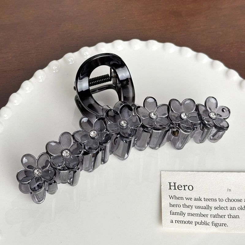 Women’s Retro Flower Plastic Resin Flowers Hair Claws