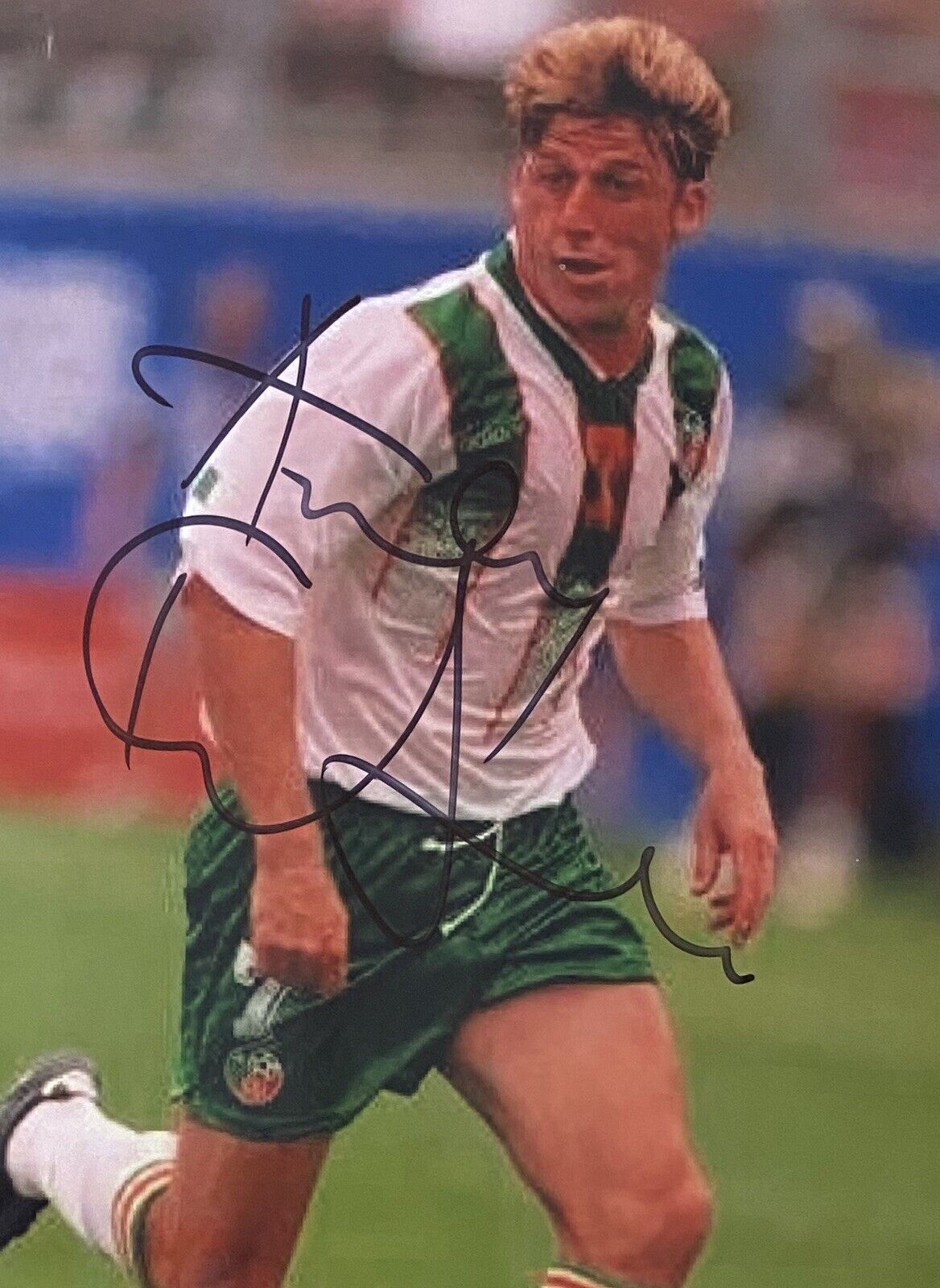 Andy Townsend Genuine Hand Republic Of Ireland 6X4 Photo Poster painting