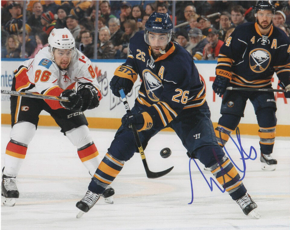 Buffalo Sabres Matt Moulson Signed Autographed NHL Photo Poster painting 8x10 COA