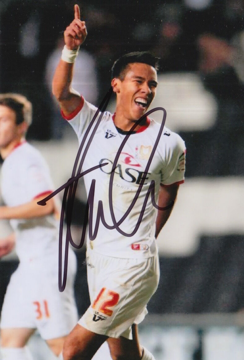 MK DONS HAND SIGNED ADAM CHICKSEN 6X4 Photo Poster painting 1.