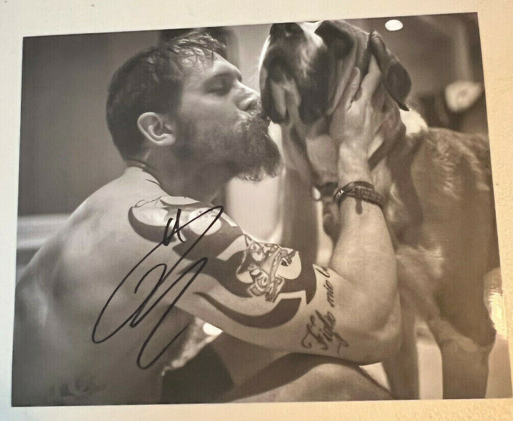 Tom Hardy Actor with Dog Hand Signed Autographed 8x10 Photo Poster painting w/hologram COA! RARE