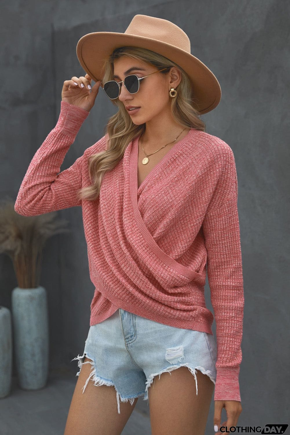 Women's Pink Deep V-neck Long Sleeve Knit Sweater