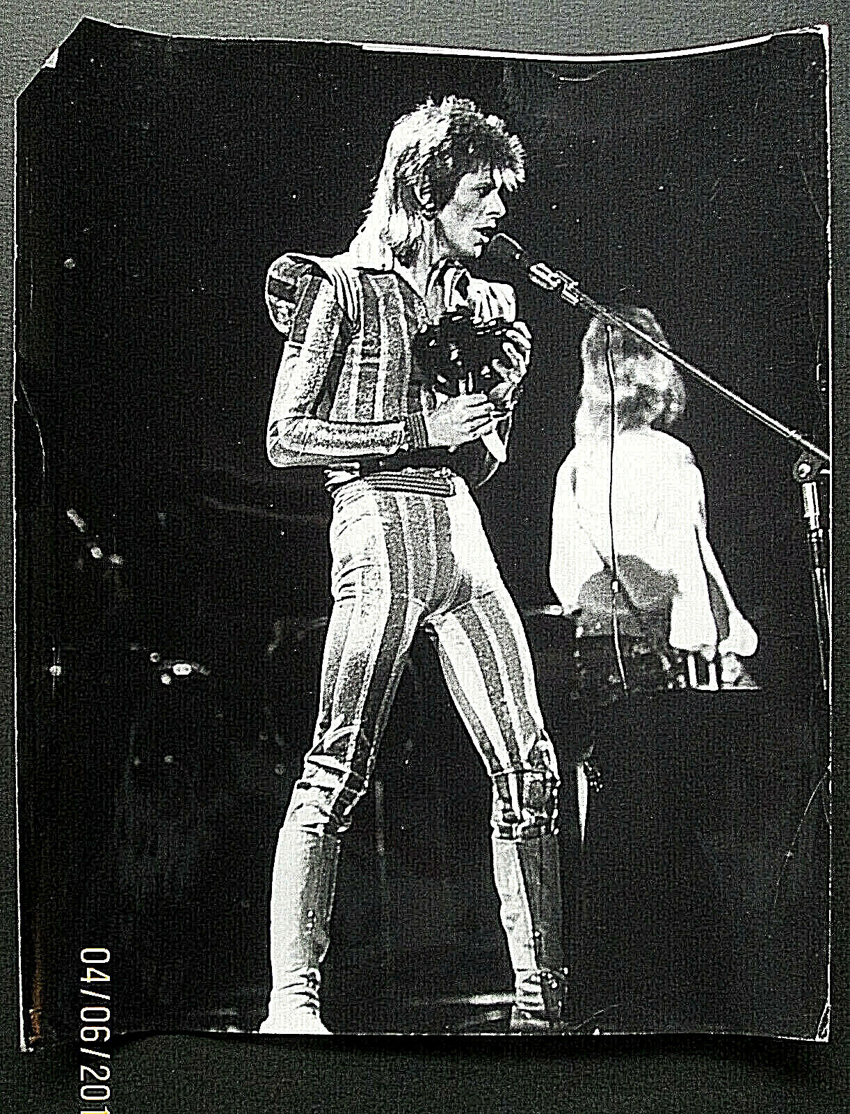 DAVID BOWIE:ZIGGY (ORIGINAL VINTAGE BRITISH (8X10) Photo Poster painting (CLASSIC BOWIE)