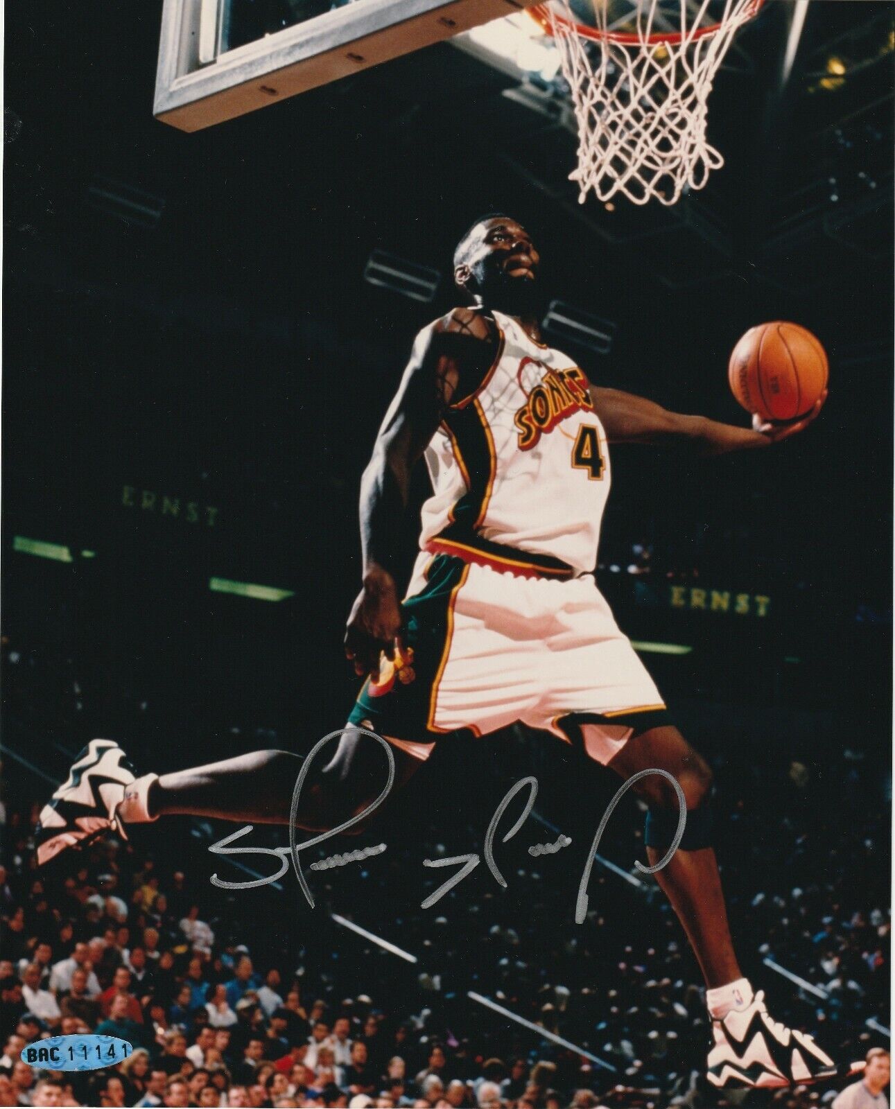 SHAWN KEMP Signed Seattle SUPERSONICS 8x10 Photo Poster painting - Upper Deck Authenticated