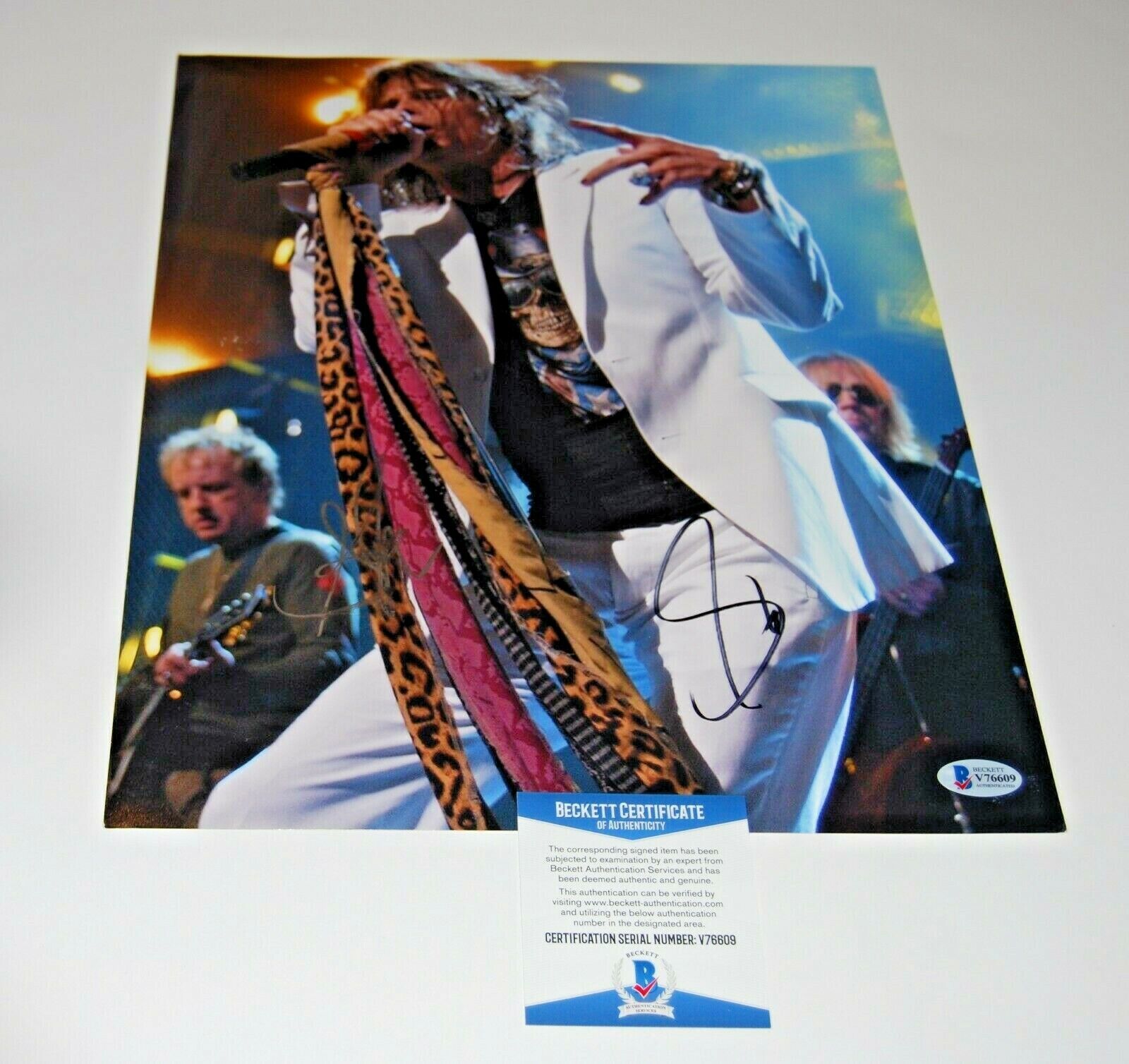 STEVEN TYLER signed (AEROSMITH) Rock N Roll Music 11X14 Photo Poster painting BECKETT BAS #1