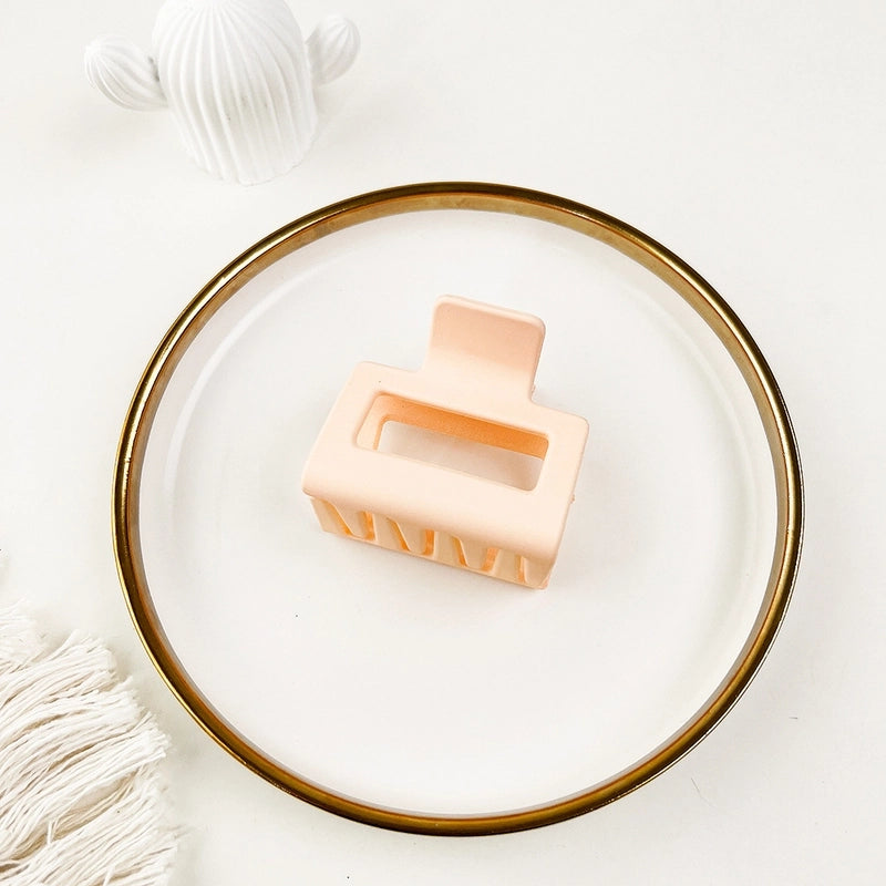 Fashion Solid Color Plastic Hair Claws