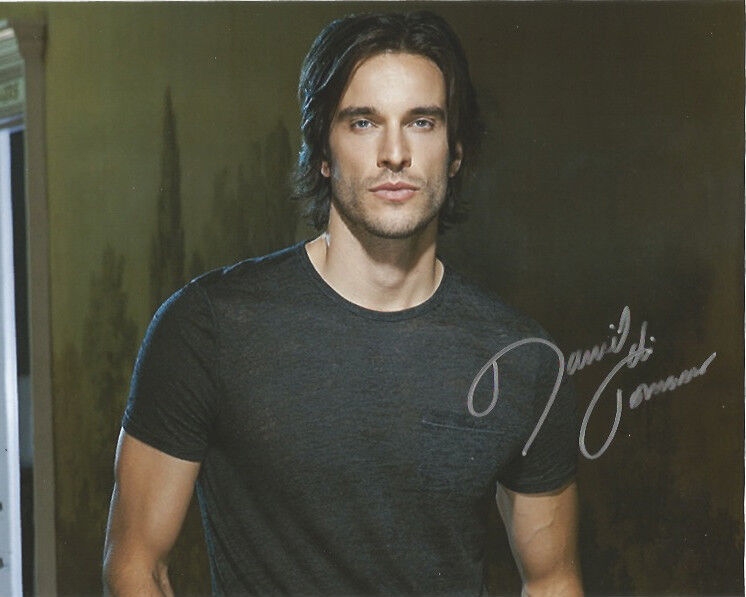 Daniel Di Tomasso Witches of East End Signed Autographed 8x10 Photo Poster painting COA 2