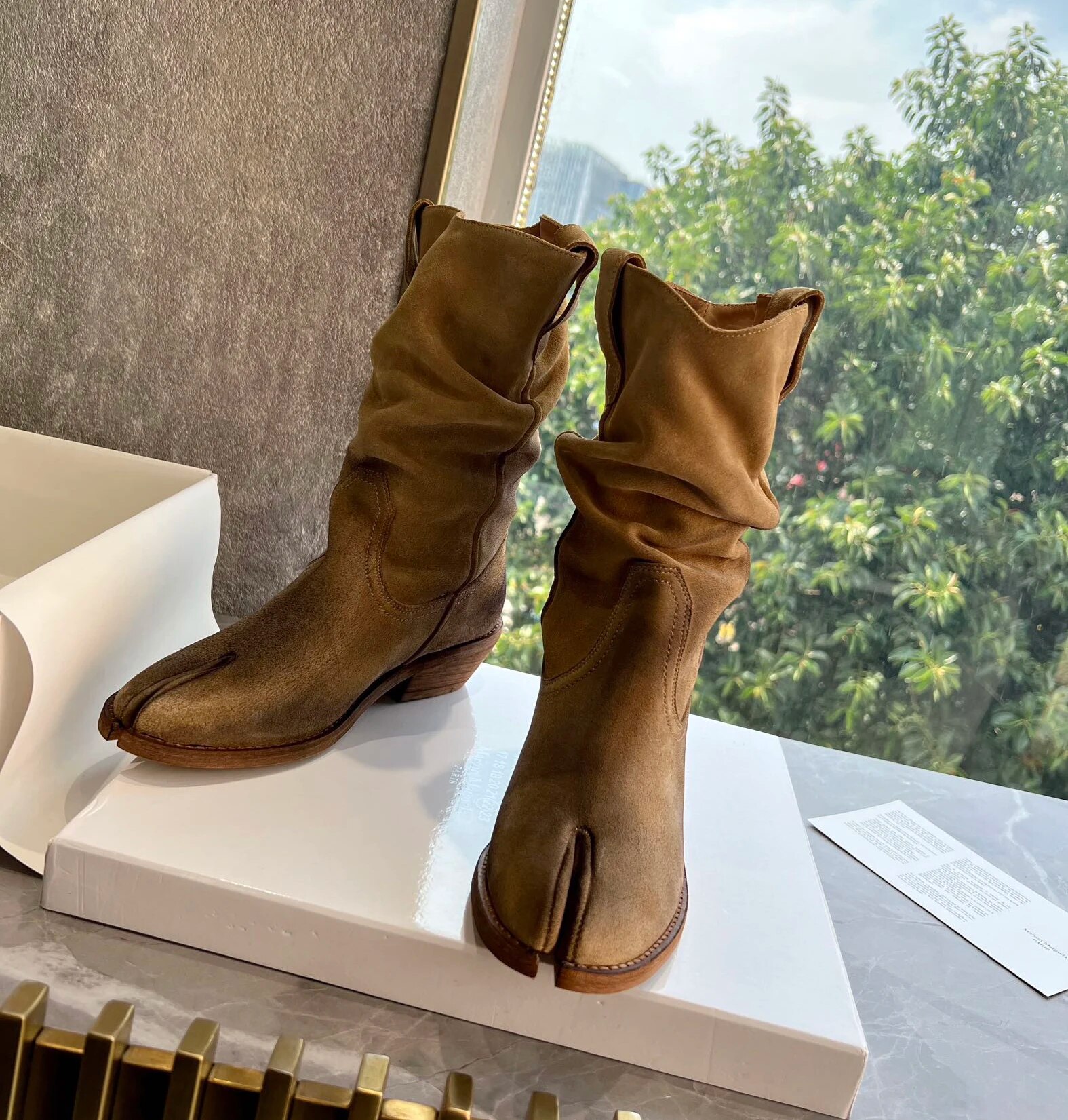 Flat Cowgirl Boots For Women PU Leather Mid Calf Boots Woman Plus Size Pleated Western Botas Mujer