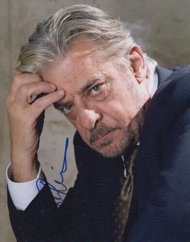 GIANCARLO GIANNINI 007 JAMES BOND SIGNED AUTOGRAPH AS RENE MATHIS CASINO ROYALE