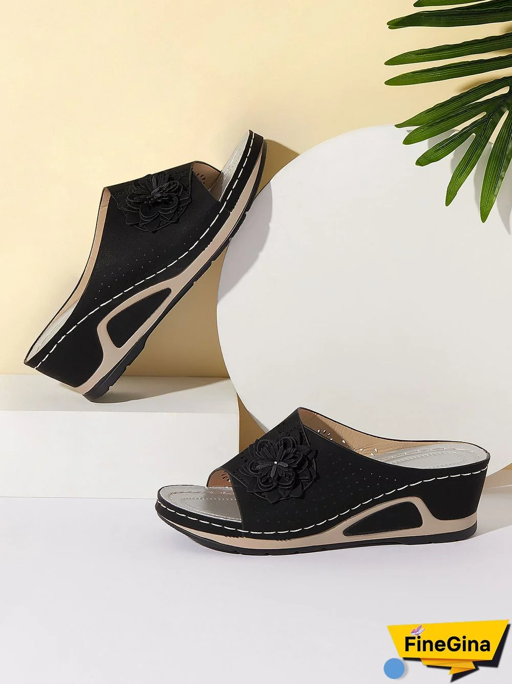 3D Floral Cutout Upper Vintage Bohemian Wedge Slippers