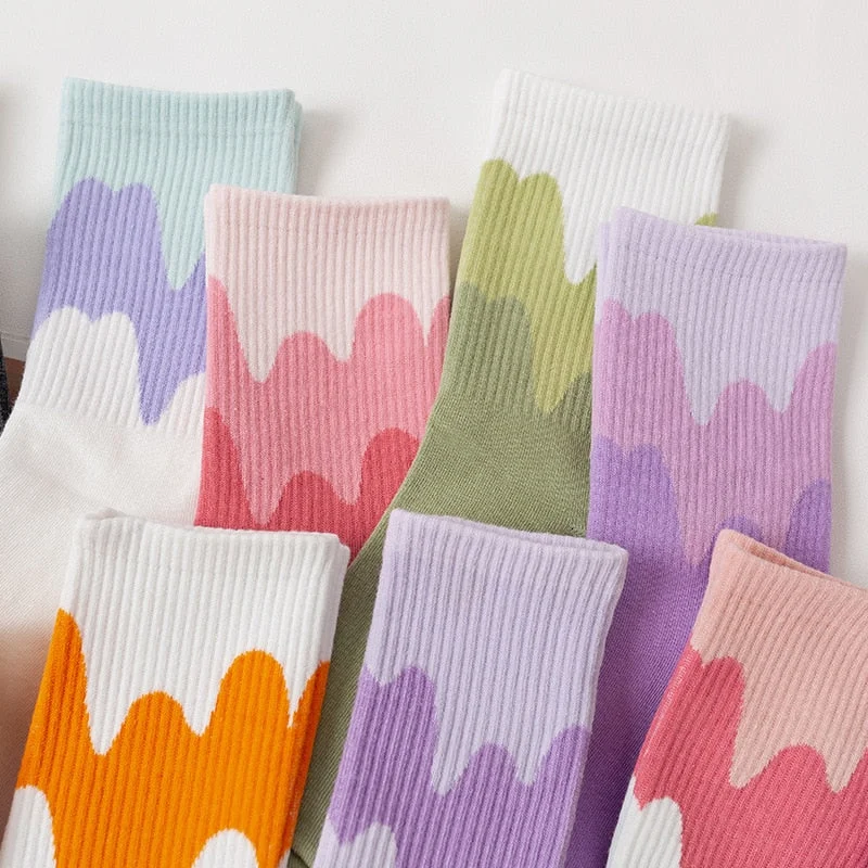 FINETOO 2Pairs/lot Women Midi Tube Socks Female Autumn Winter Candy Colors Korean Japanese Stitching Cotton Girls Graffiti Sock