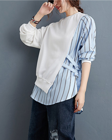 One Side Contrast Stripe Tie Detail Top