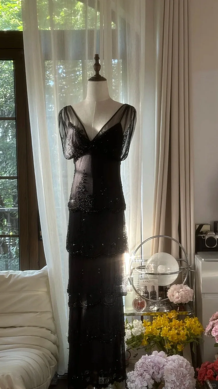 Black Beaded Elegant Long Tiered Chiffon Ball Gown Evening Gown Party Dress
