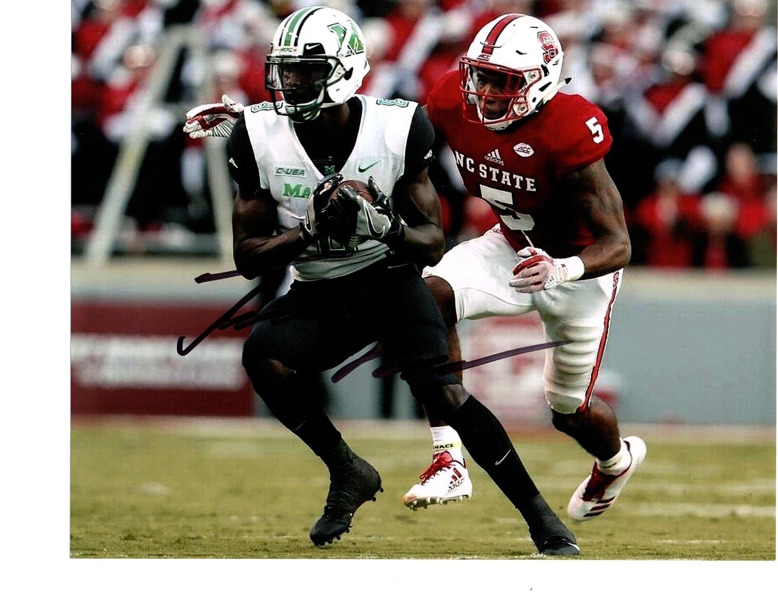 Tyre Brady Marshall Thundering Herd signed autographed 8x10 football Photo Poster painting d