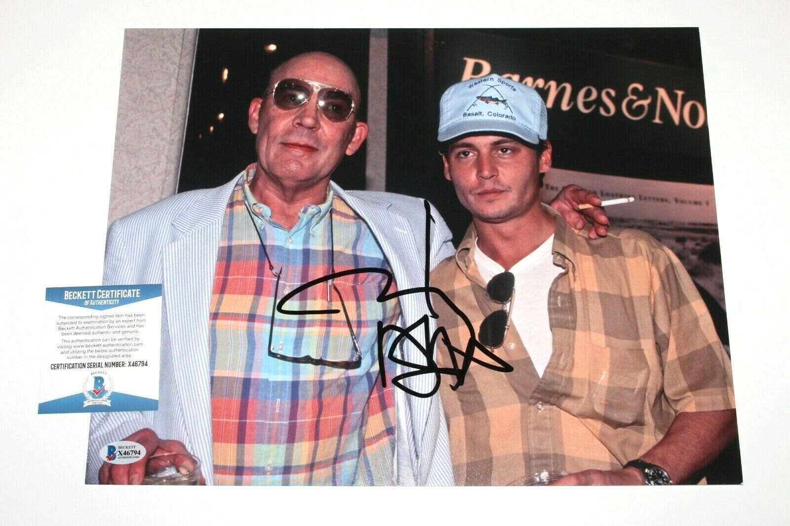 JOHNNY DEPP SIGNED FEAR AND LOATHING IN VEGAS 11x14 Photo Poster painting COA HUNTER THOMPSON