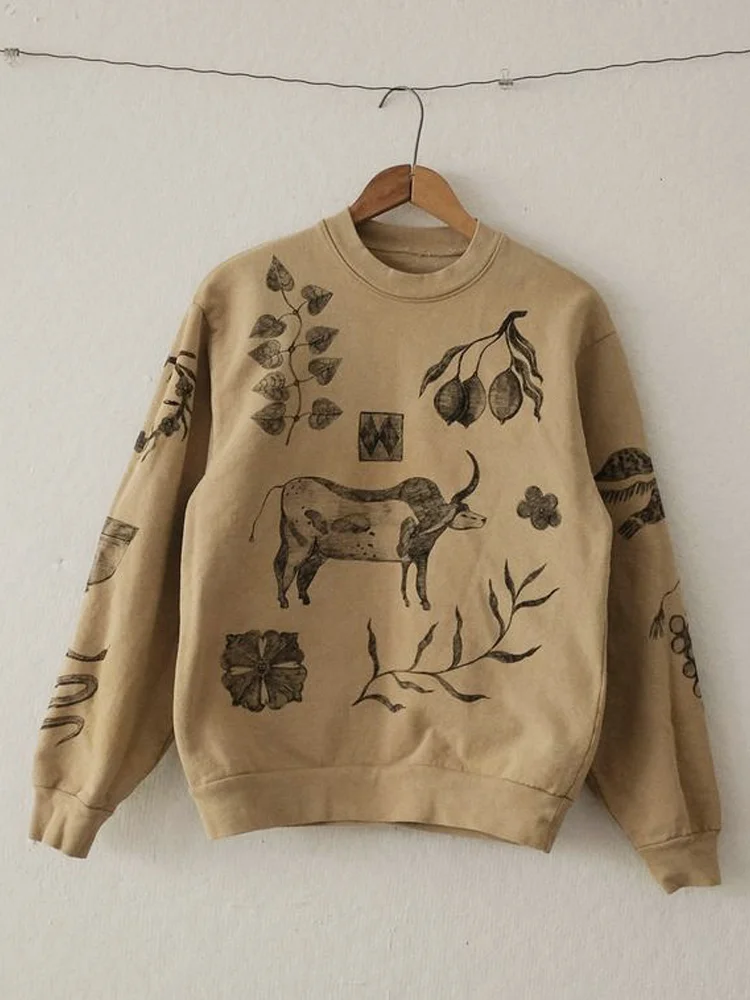 Vintage Scandinavian Style Animal & Plant Pattern Women's Sweatshirt